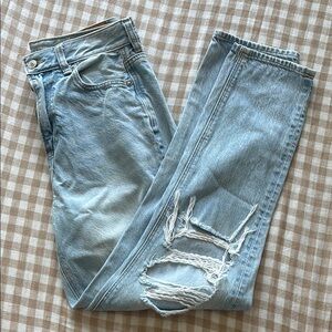 American Eagle Light Wash Distressed Jeans
